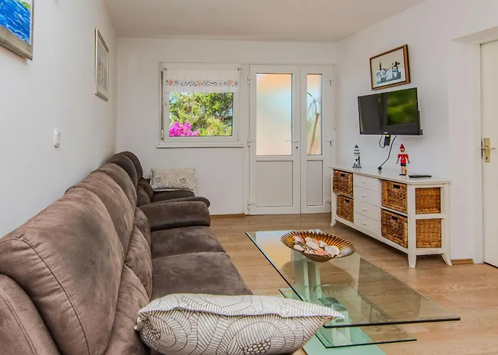 Florendale With Pool *