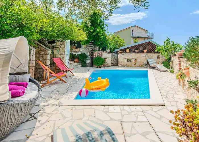 Florendale With Pool *