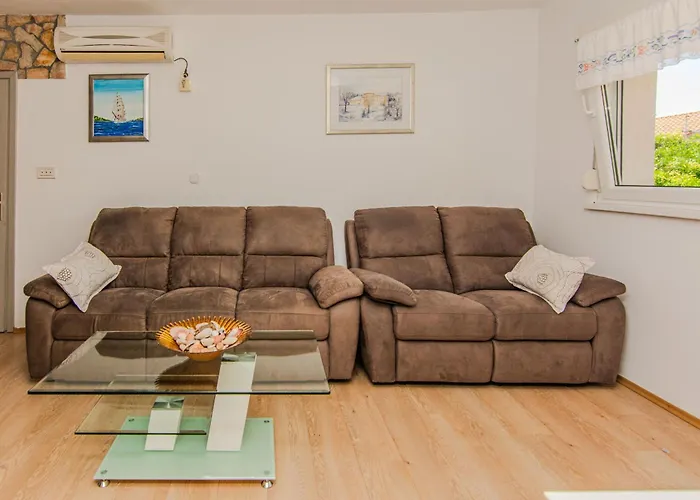 Florendale With Pool