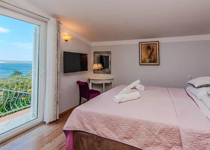 Дом отдыха Florendale With Pool Масленица