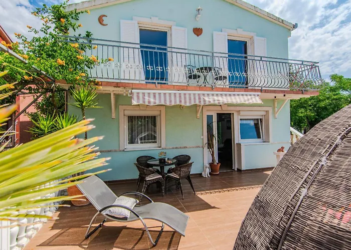 Florendale With Pool Масленица